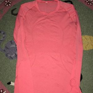 Lululemon Swiftly tech crew